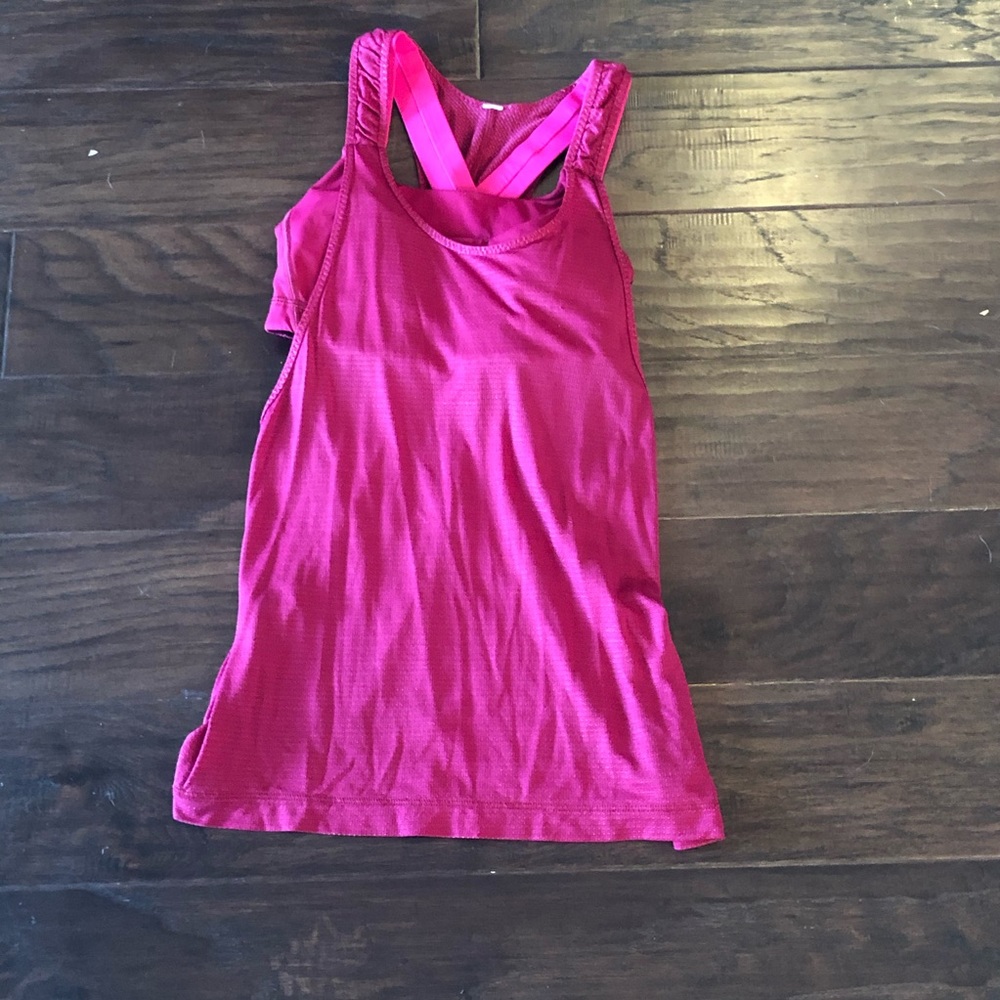 Lululemon tank
